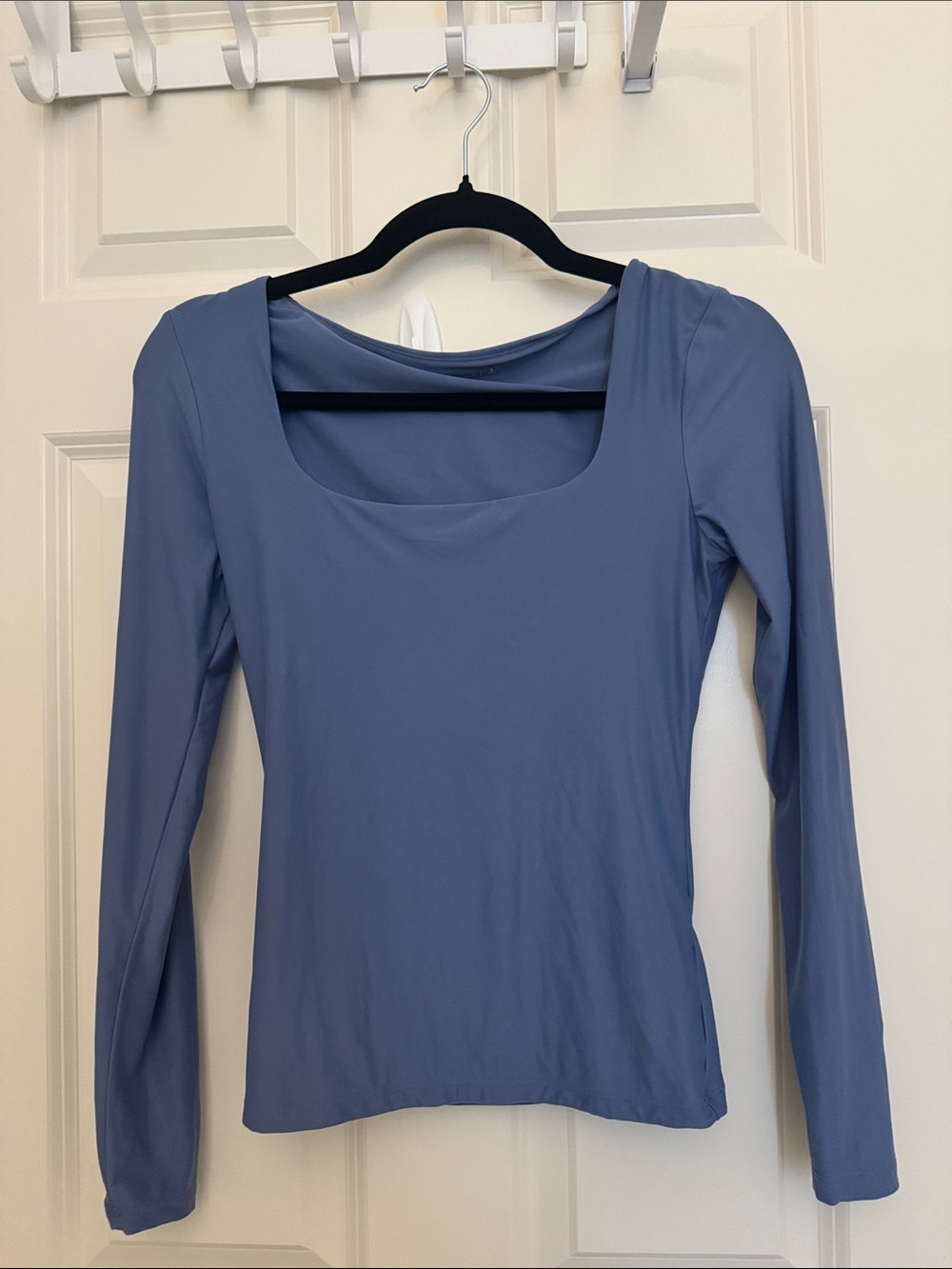 Abercrombie&Fitch Long-Sleeve Scoop Neck Top in Dusty Blue
